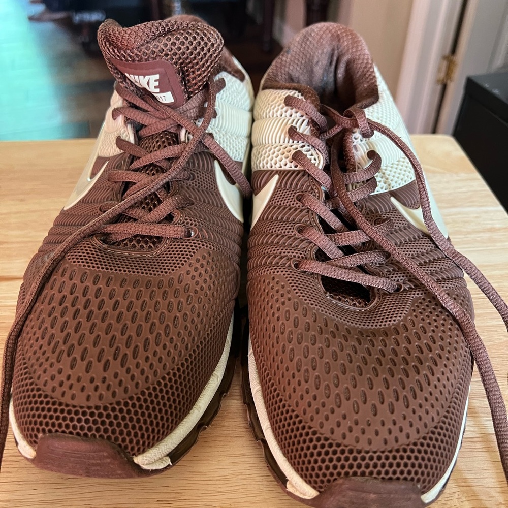 Men used Air max